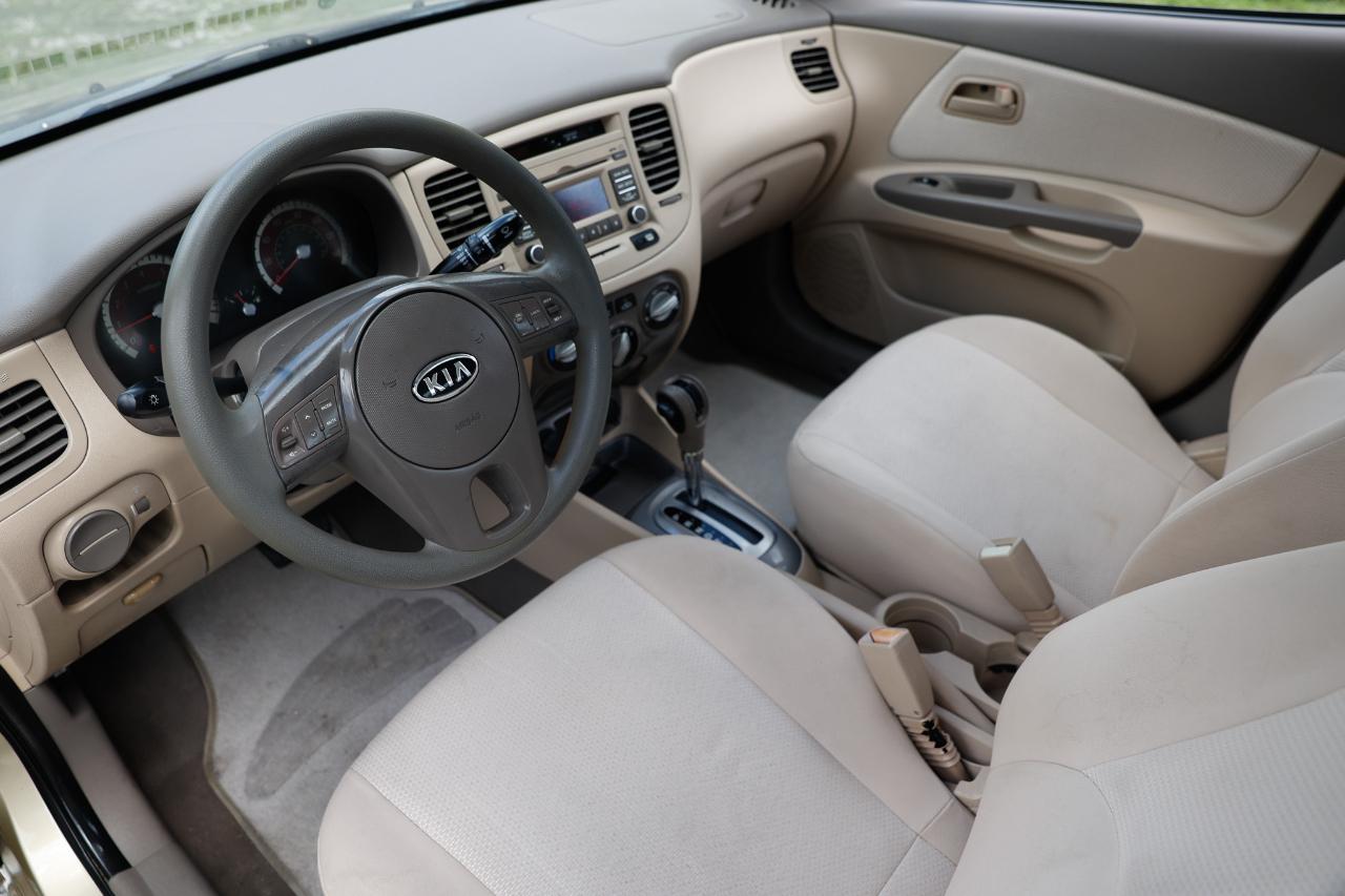 Kia Rio  2010