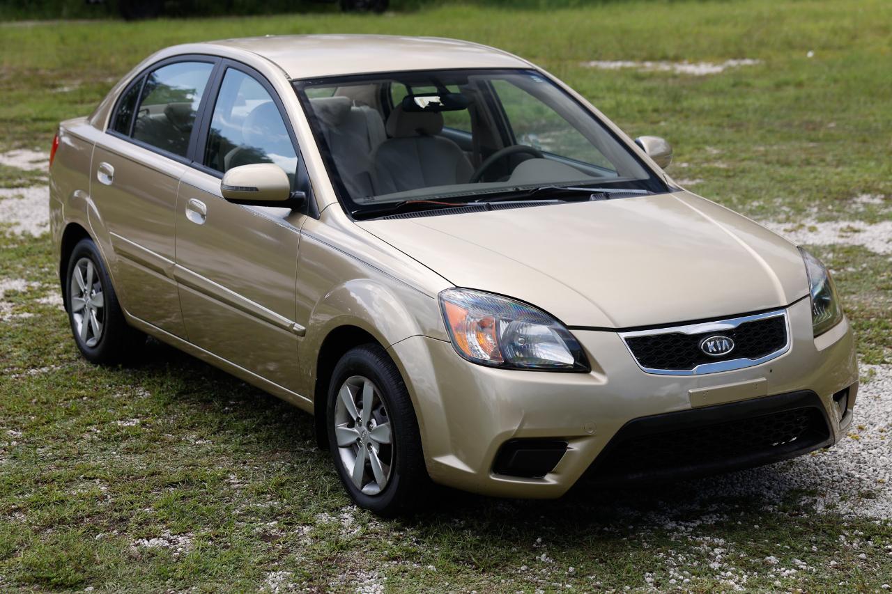 Kia Rio  2010