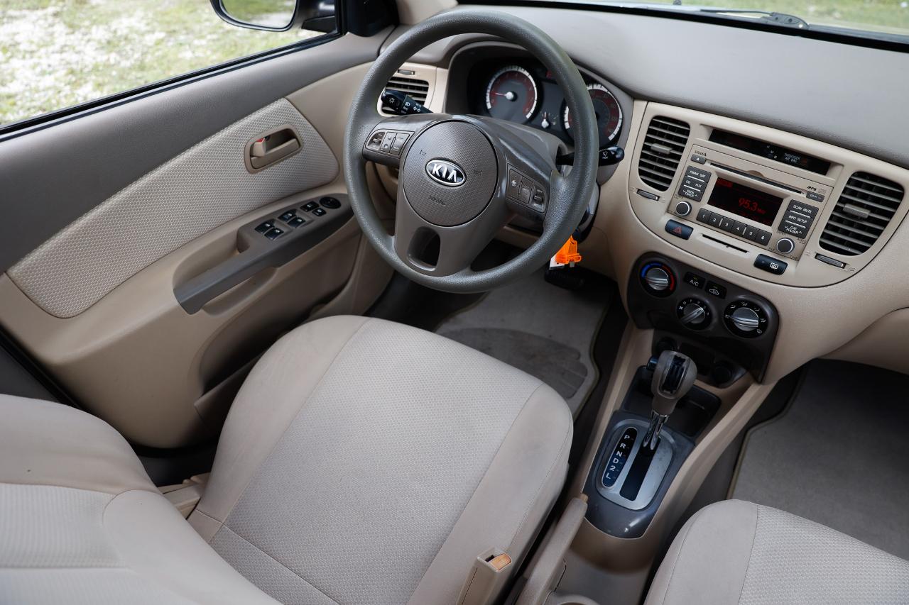 Kia Rio  2010