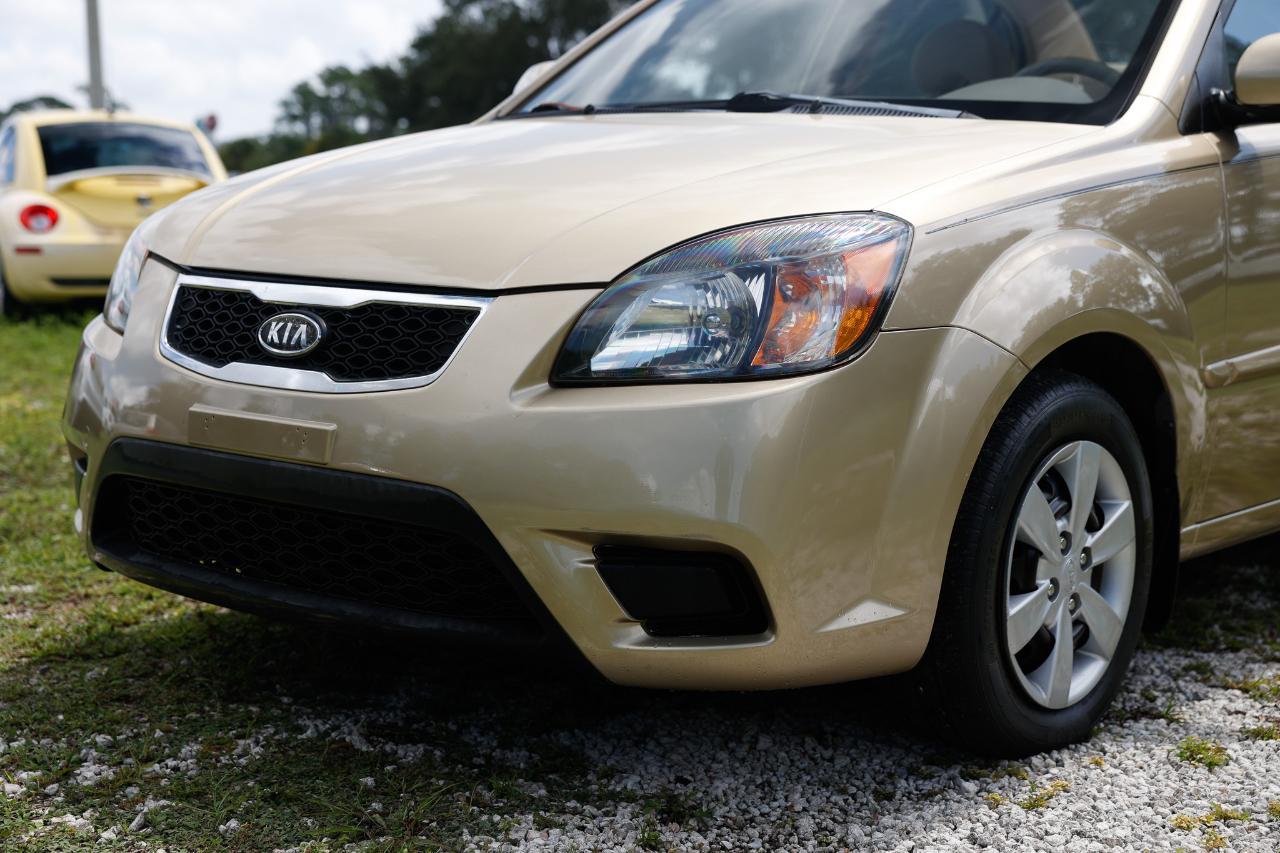Kia Rio  2010