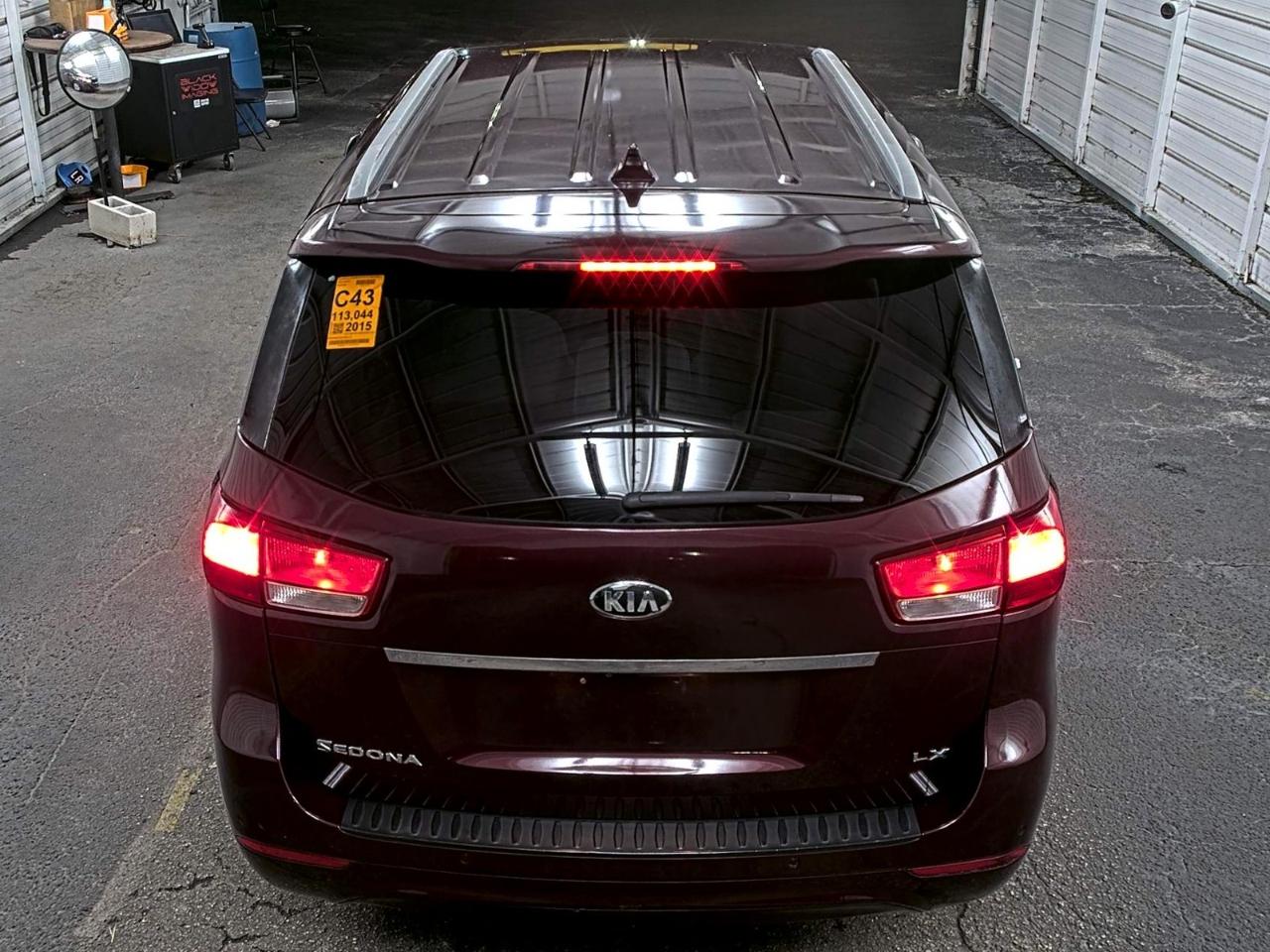 Kia Sedona  2015