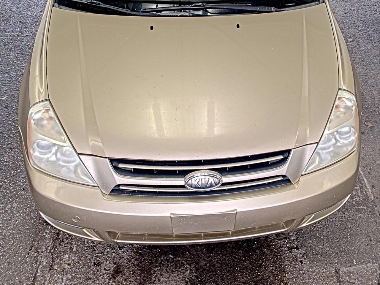 Kia Sedona  2006