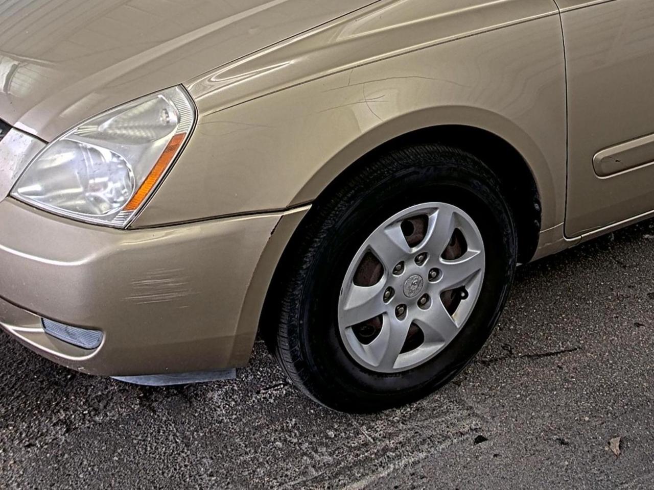 Kia Sedona  2006