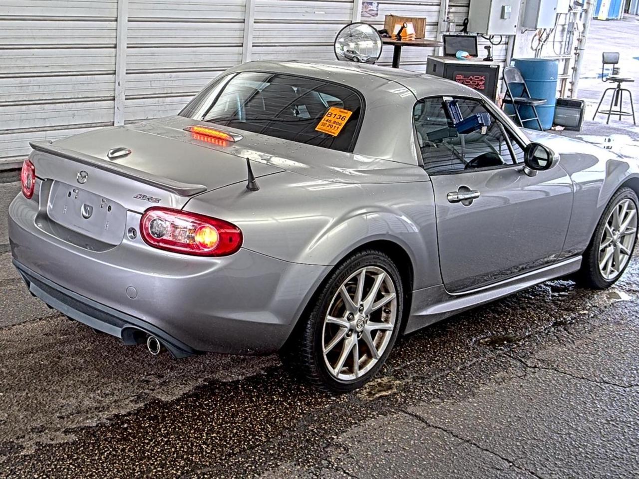 Mazda MX-5 Miata  2011