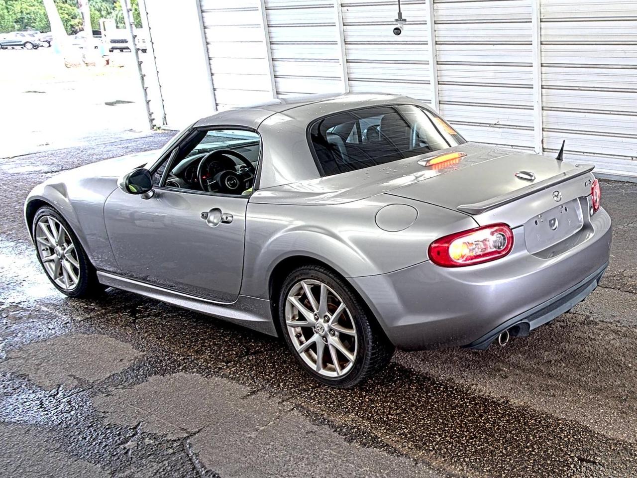 Mazda MX-5 Miata  2011
