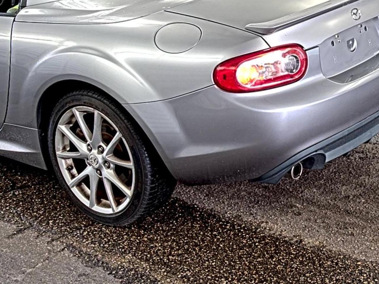 Mazda MX-5 Miata  2011