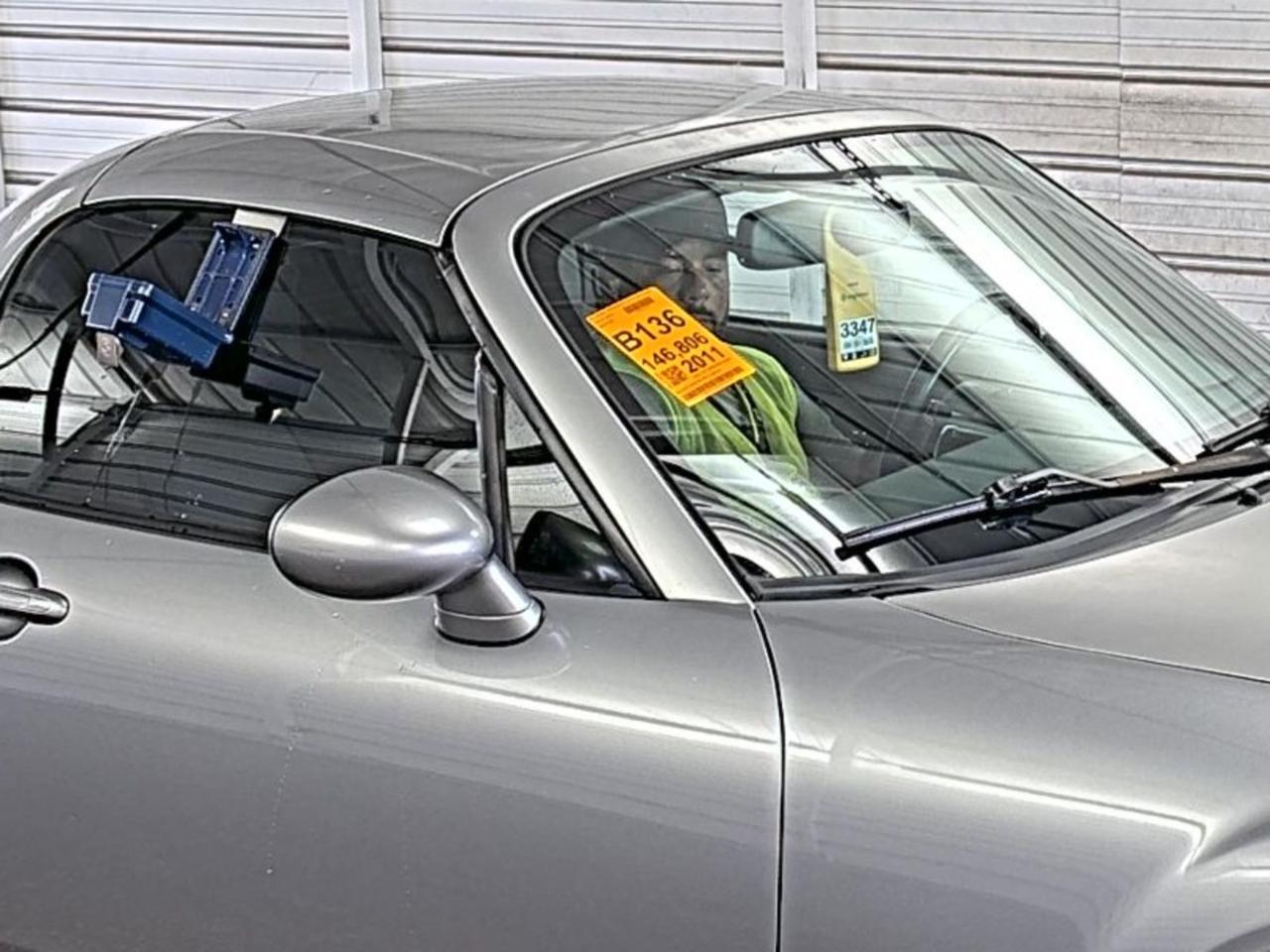 Mazda MX-5 Miata  2011
