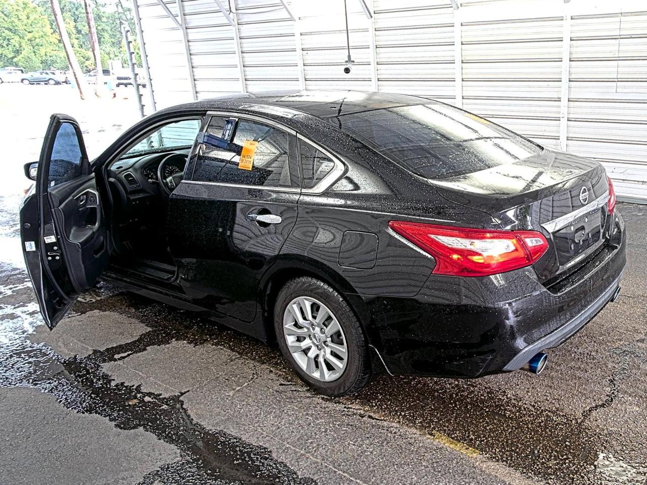 Nissan Altima  2016