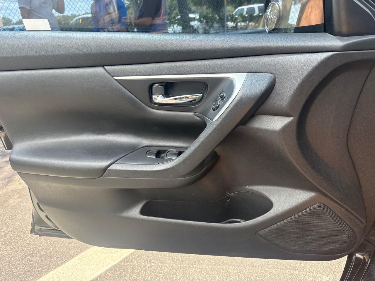 Nissan Altima  2016