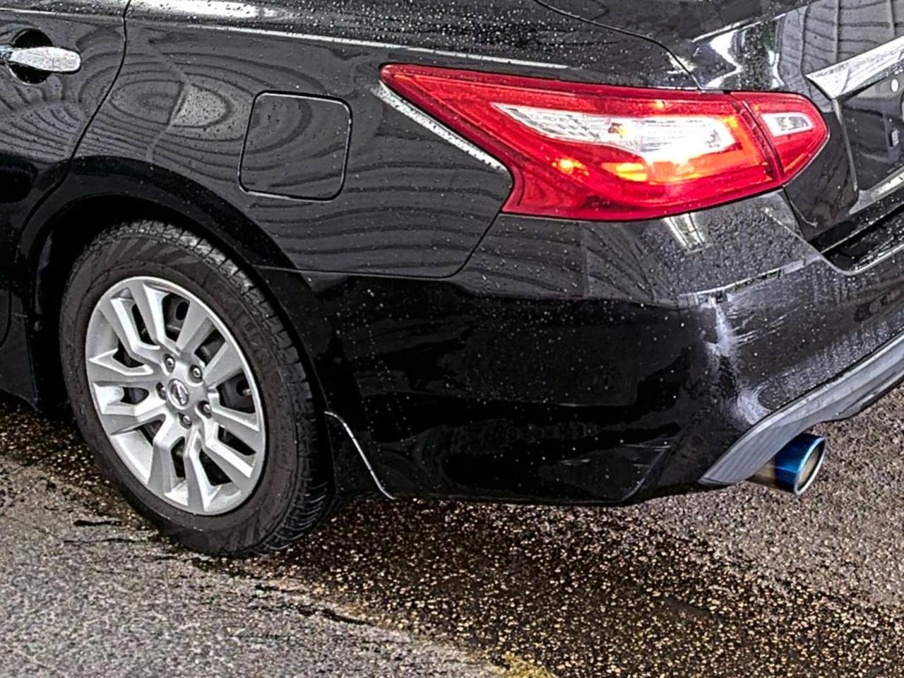 Nissan Altima  2016