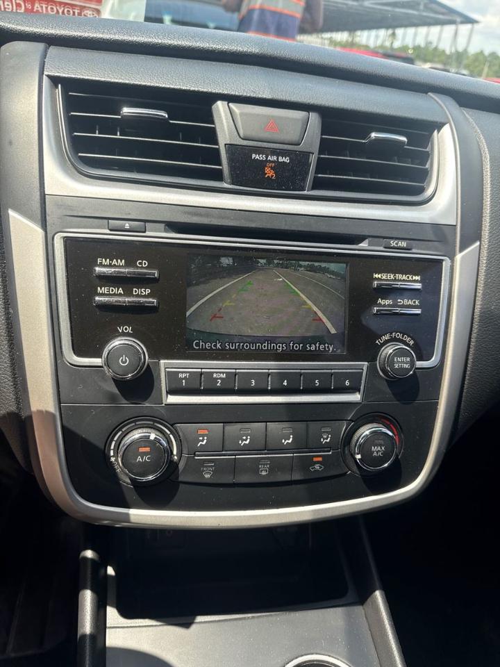 Nissan Altima  2016