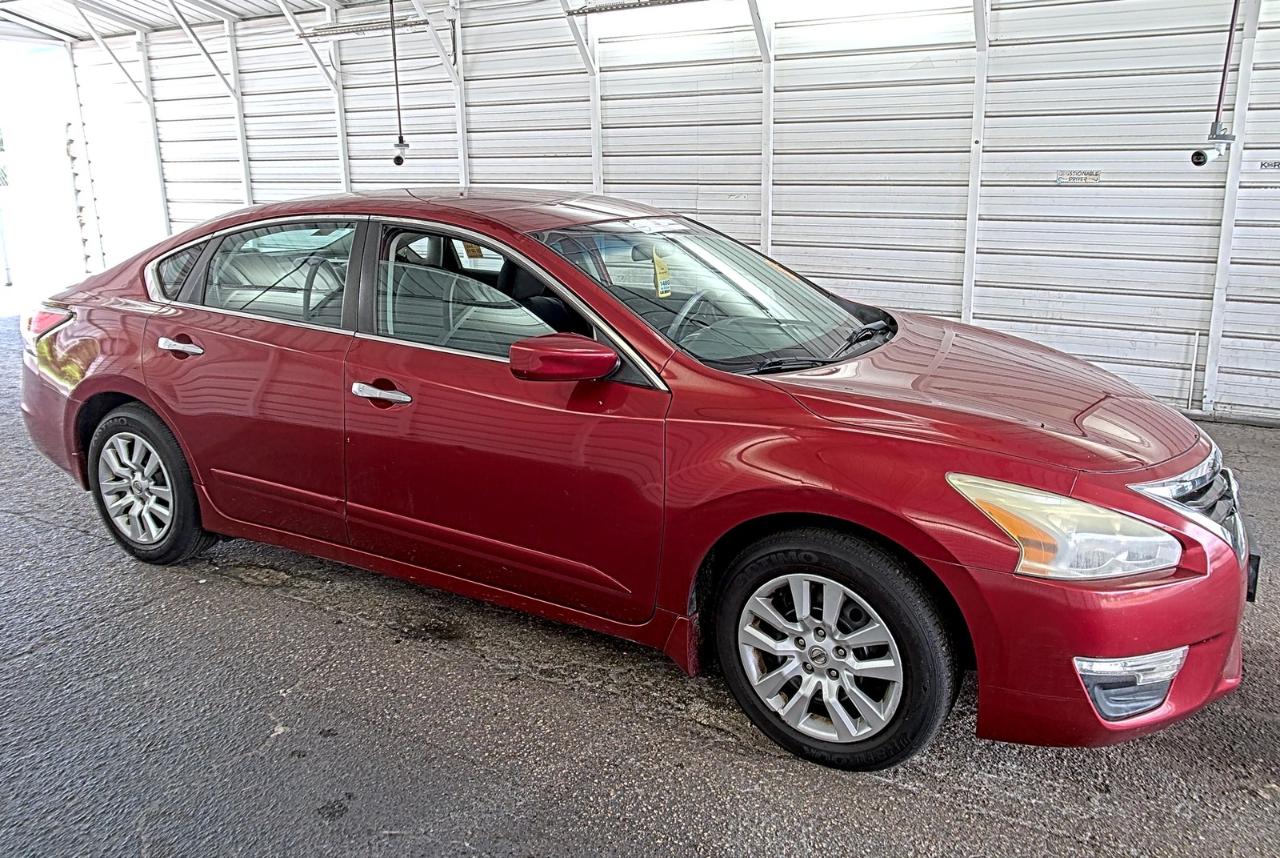 Nissan Altima  2015