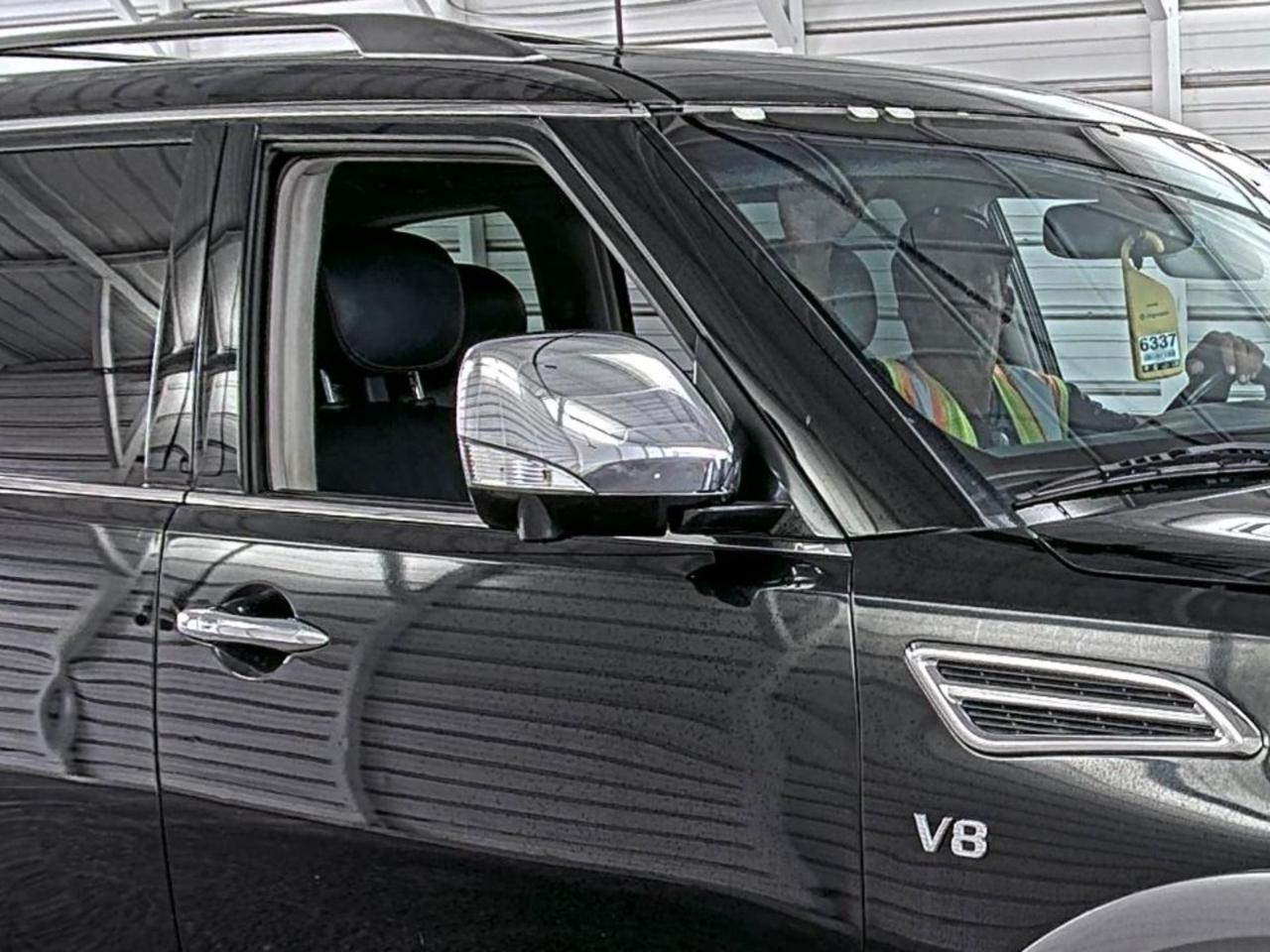 Nissan Armada  2017