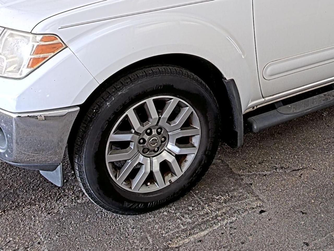 Nissan Frontier  2012
