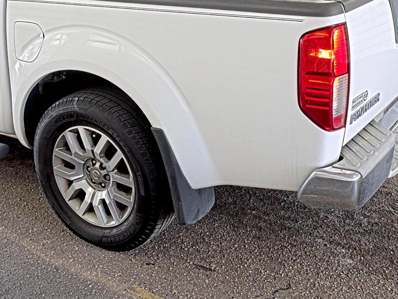 Nissan Frontier  2012
