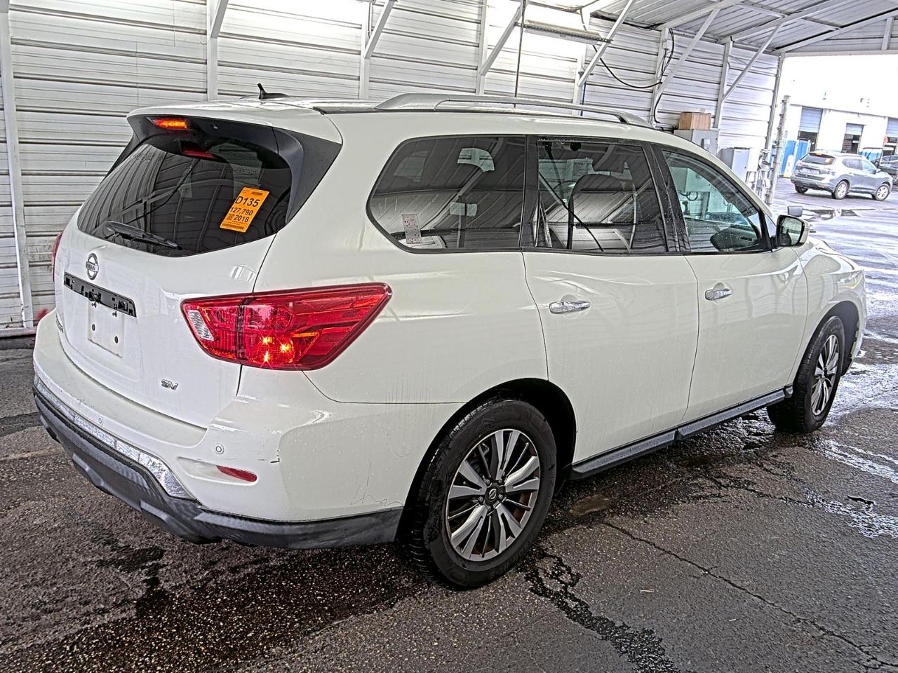 Nissan Pathfinder  2018