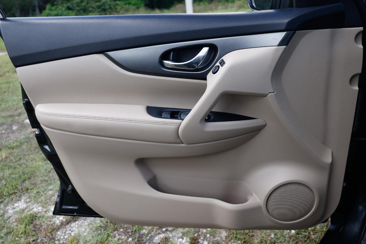 Nissan Rogue  2016