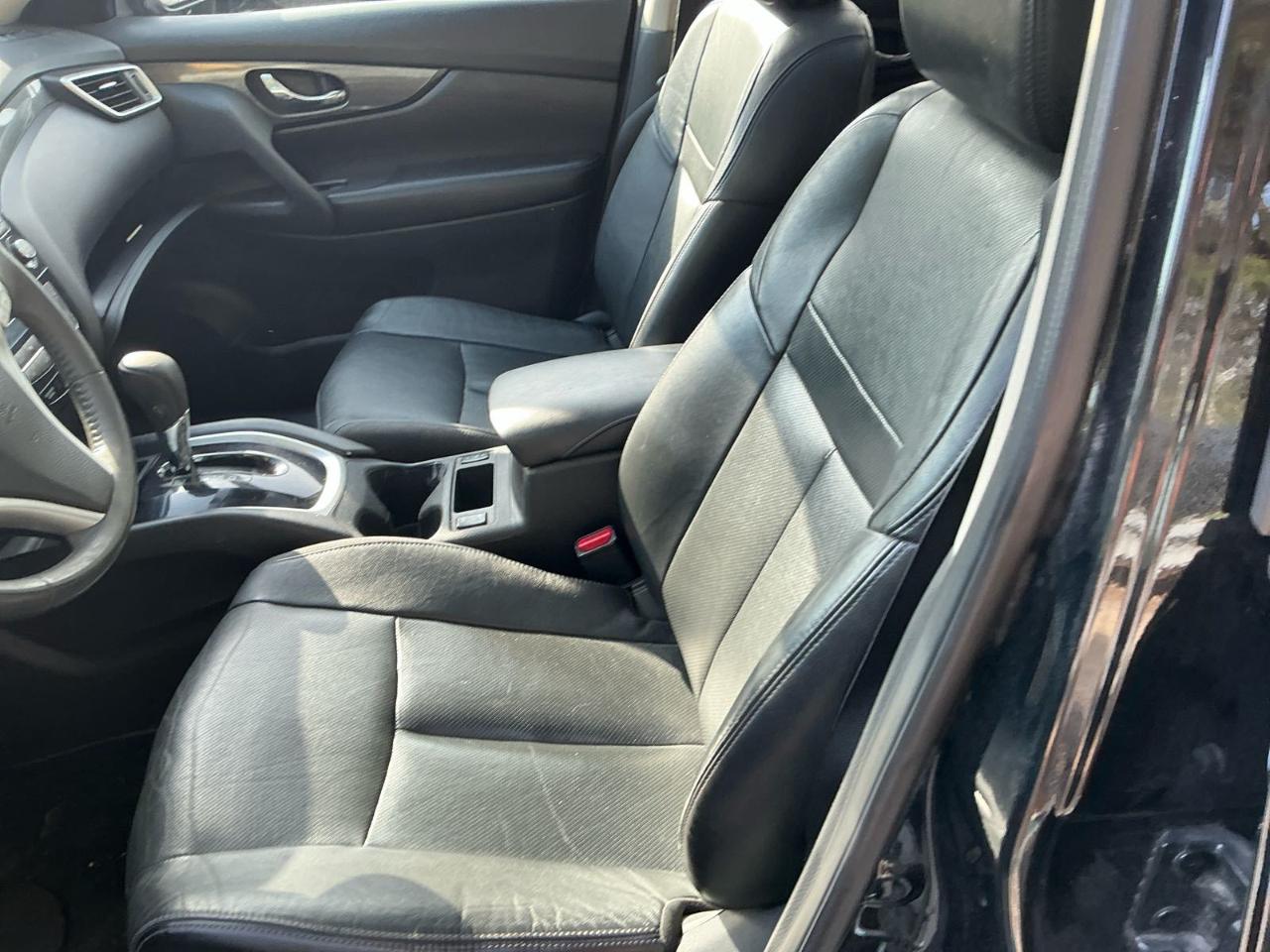 Nissan Rogue  2014