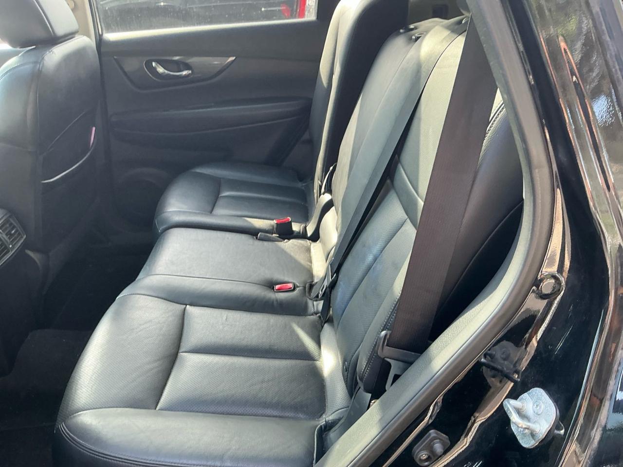 Nissan Rogue  2014