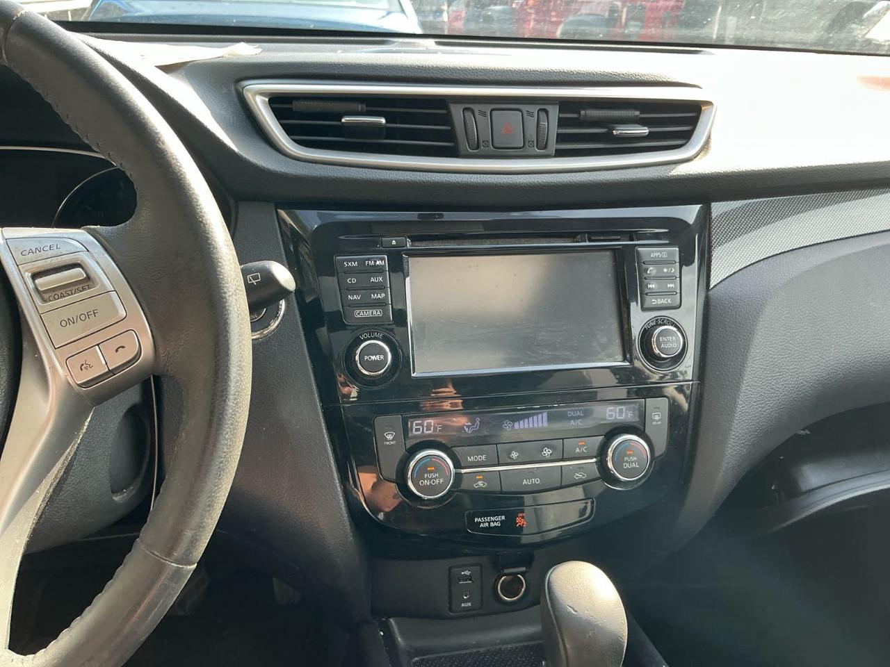 Nissan Rogue  2014