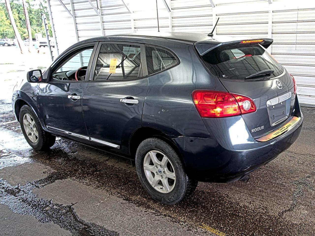 Nissan Rogue  2013