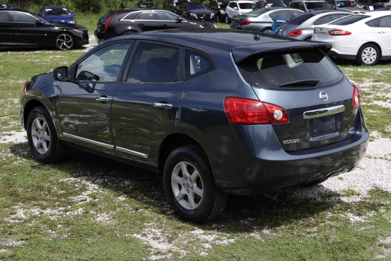 Nissan Rogue  2013