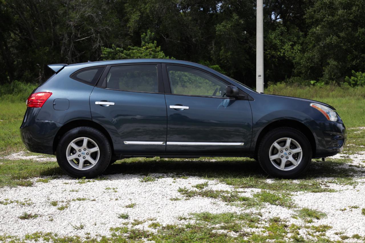 Nissan Rogue  2013