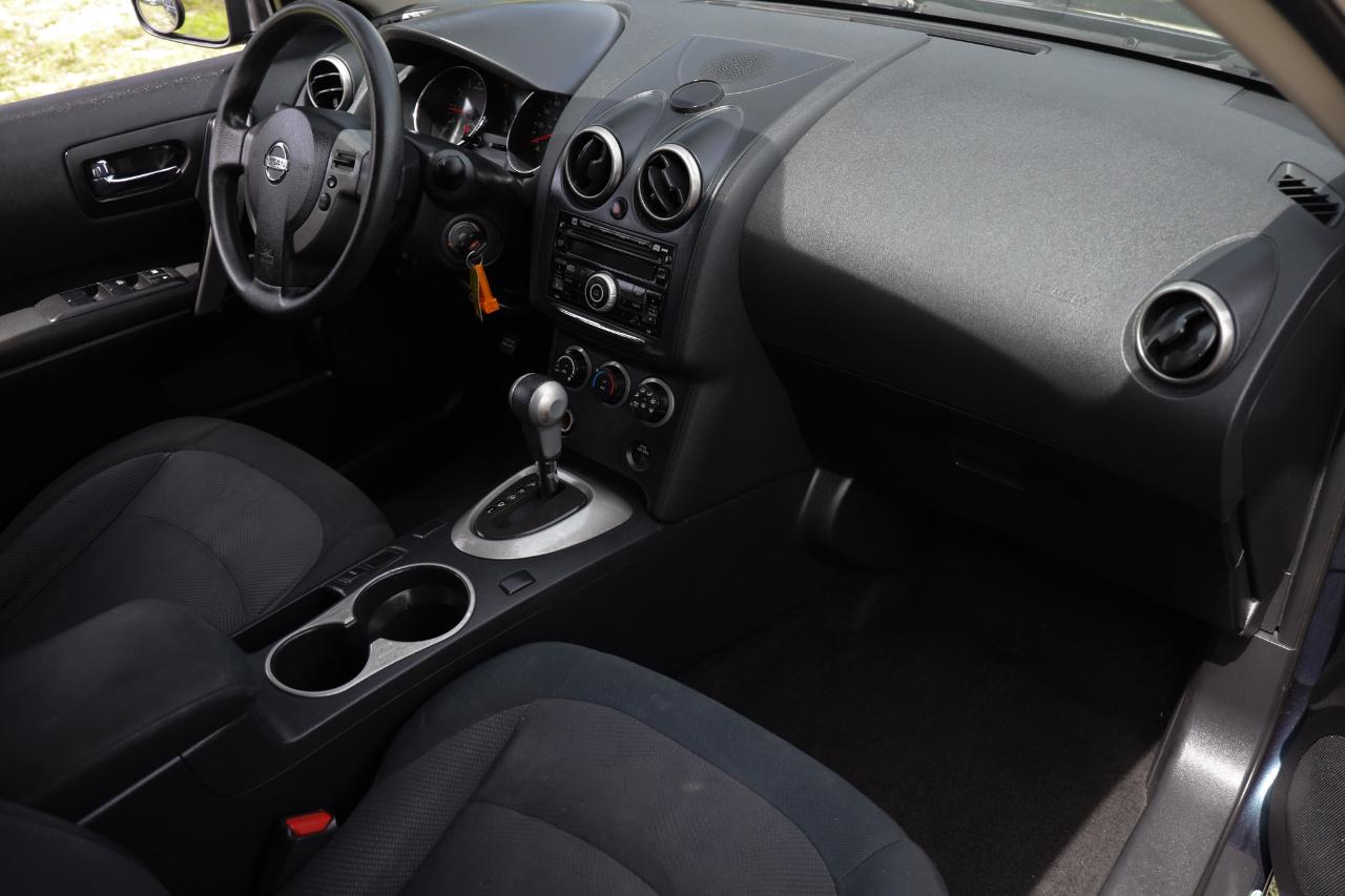 Nissan Rogue  2013
