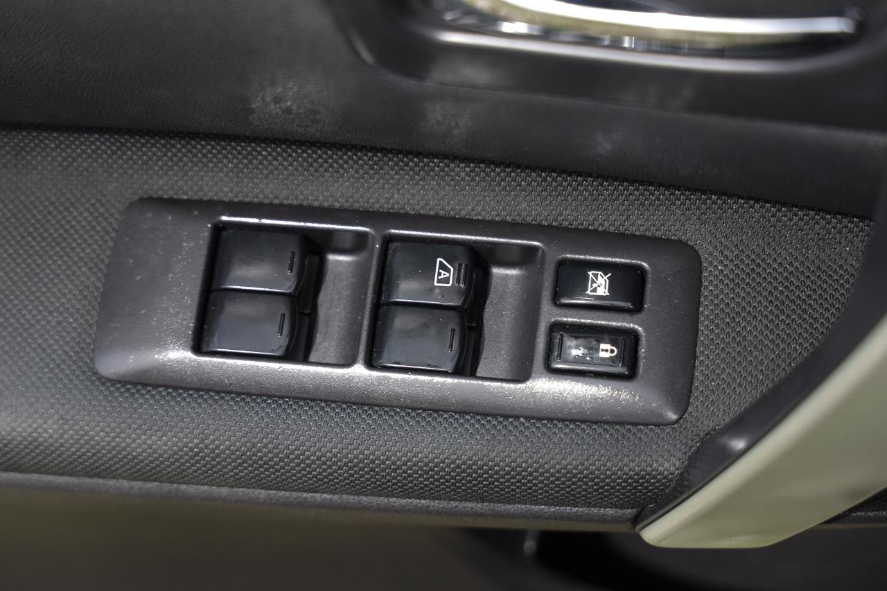 Nissan Rogue  2013