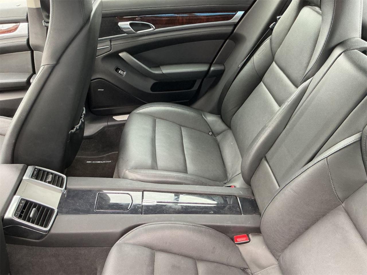 Porsche Panamera  2013