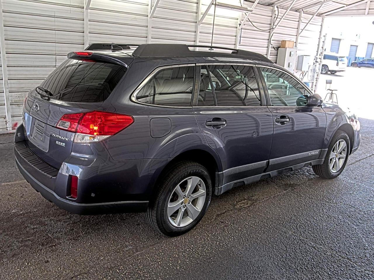 Subaru Outback  2014