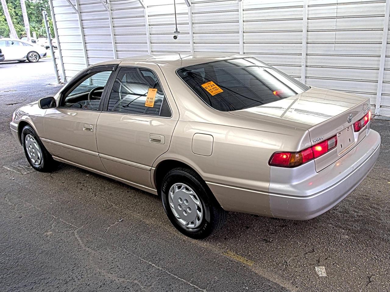 Toyota Camry  1997