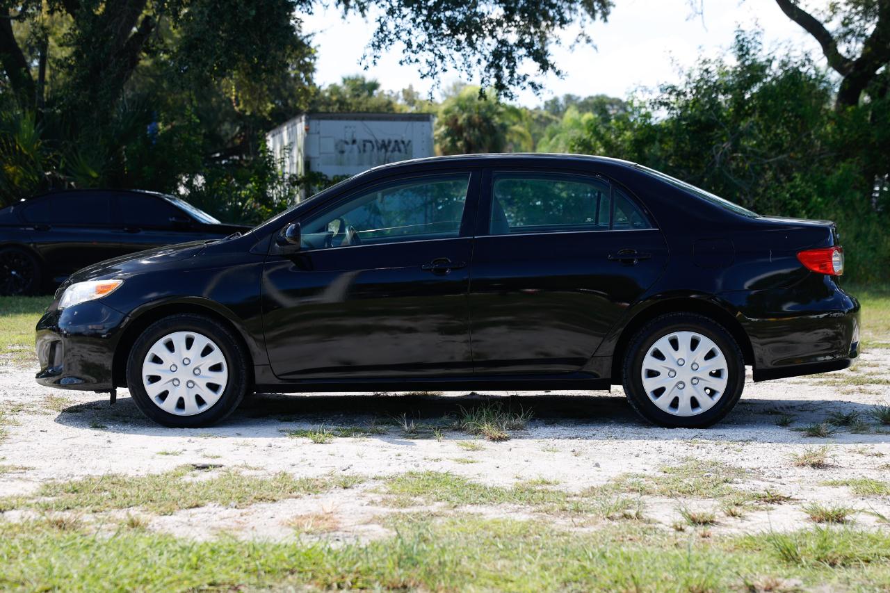 Toyota Corolla  2013