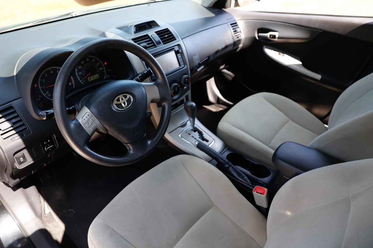 Toyota Corolla  2013