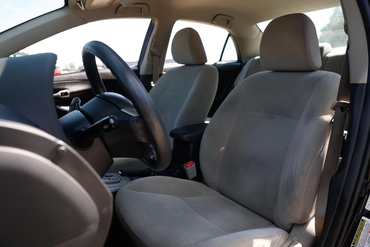 Toyota Corolla  2013