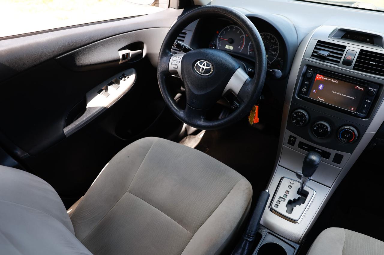 Toyota Corolla  2013