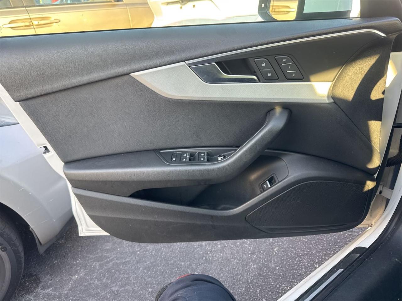 Audi A4  2017