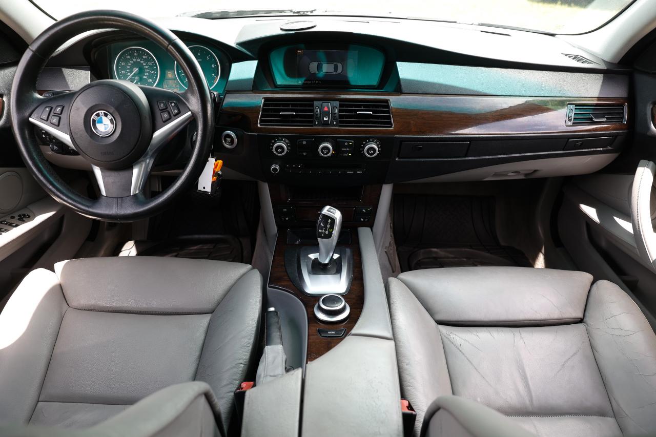 BMW 535i photo 2