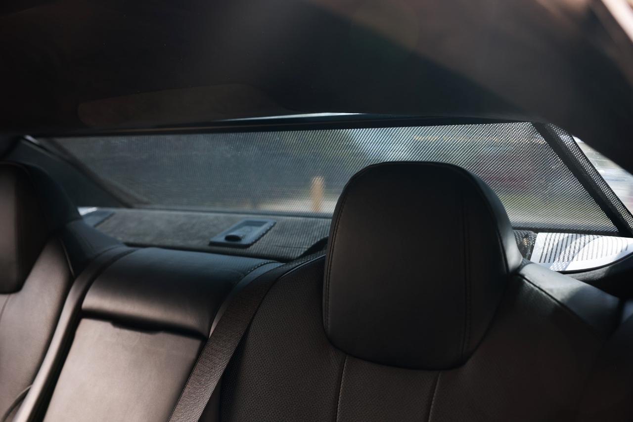 BMW 650i photo 26