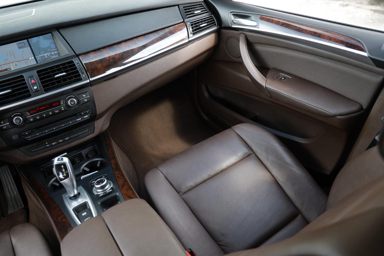 BMW X5  2013