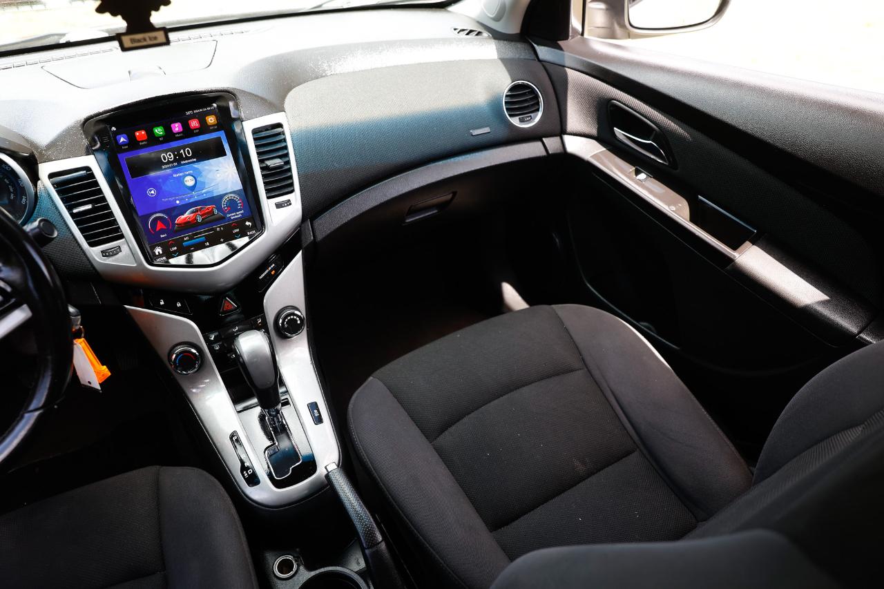 Chevrolet Cruze  2014