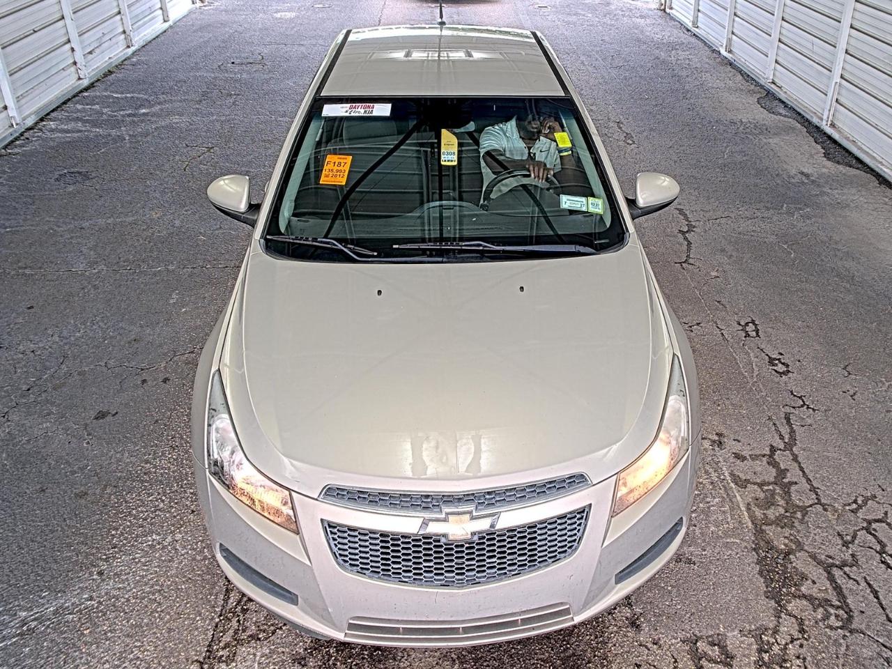 Chevrolet Cruze  2012