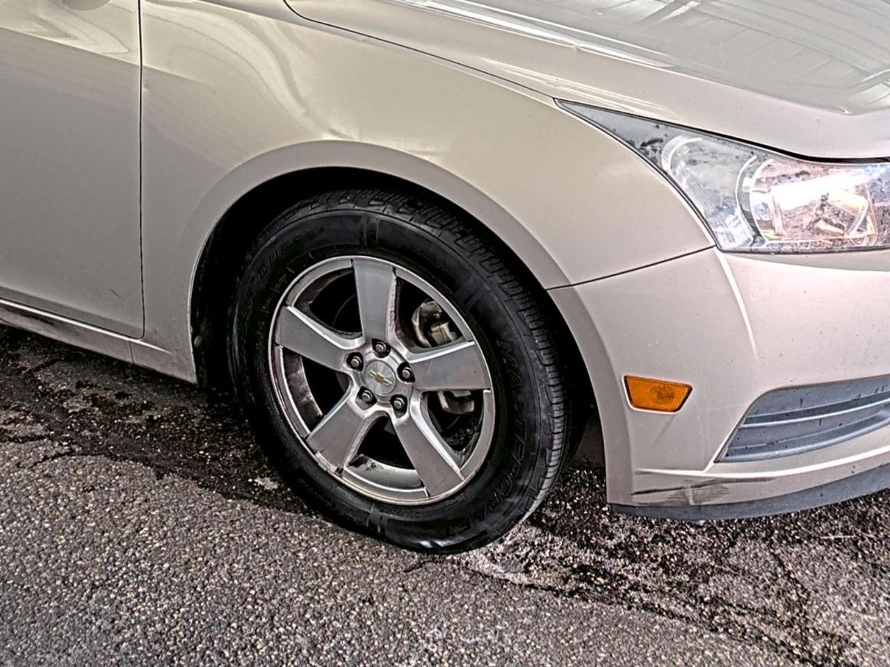 Chevrolet Cruze  2012