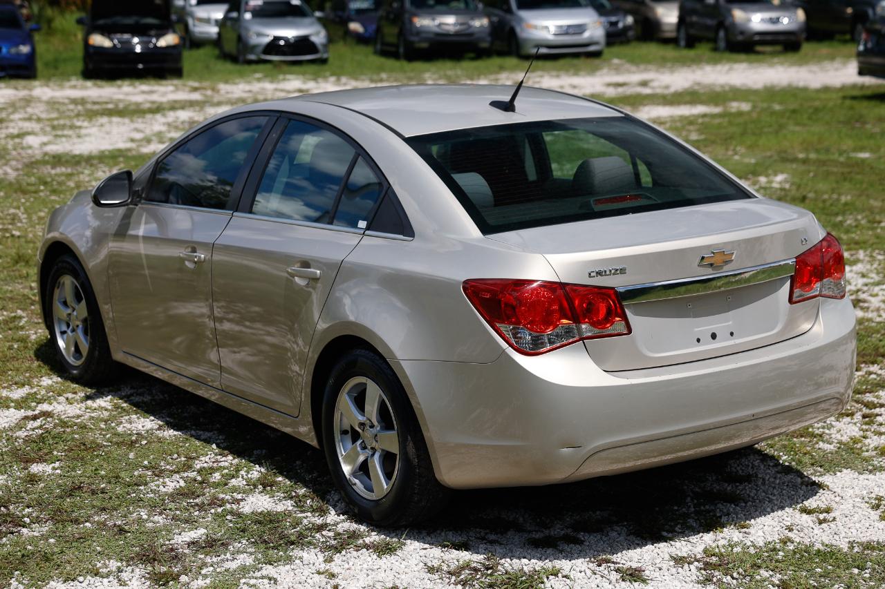 Chevrolet Cruze photo 5
