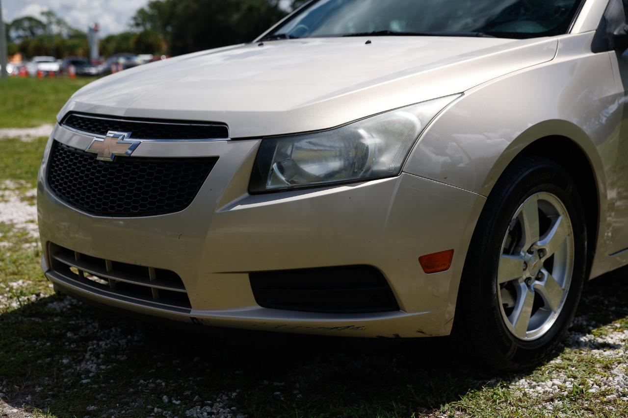 Chevrolet Cruze photo 23