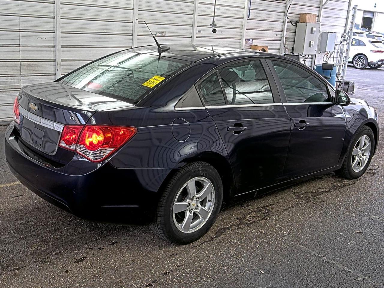 Chevrolet Cruze  2011