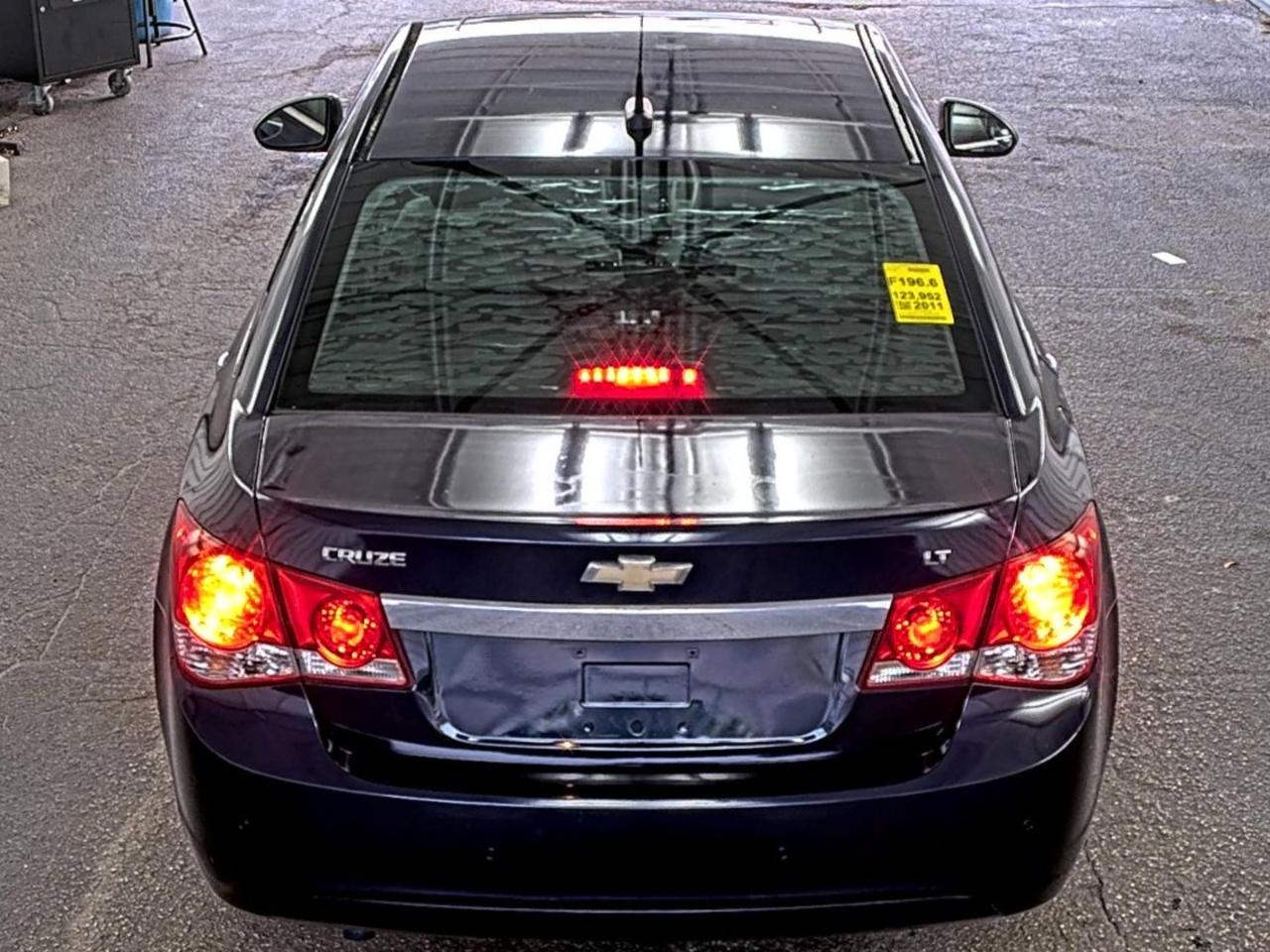 Chevrolet Cruze  2011