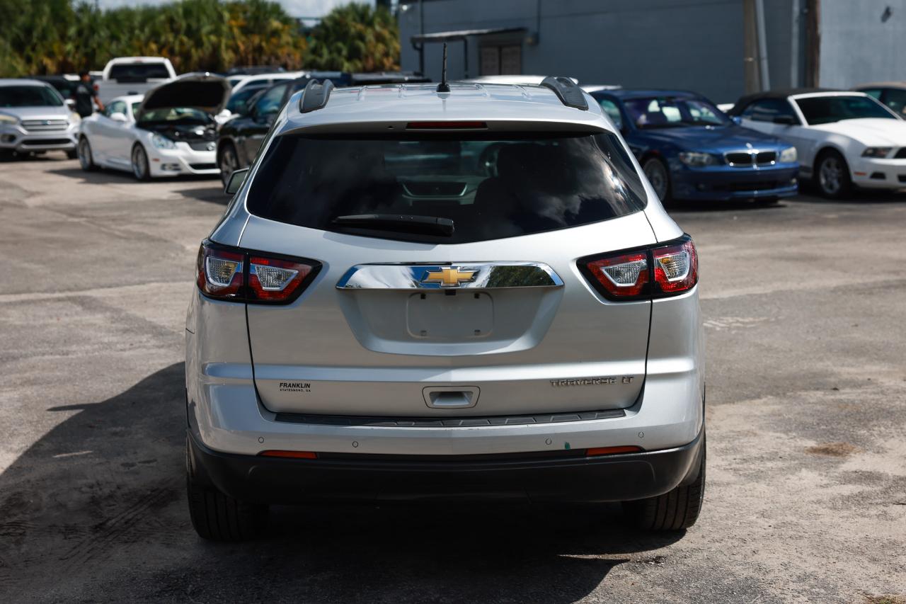 Chevrolet Traverse photo 9