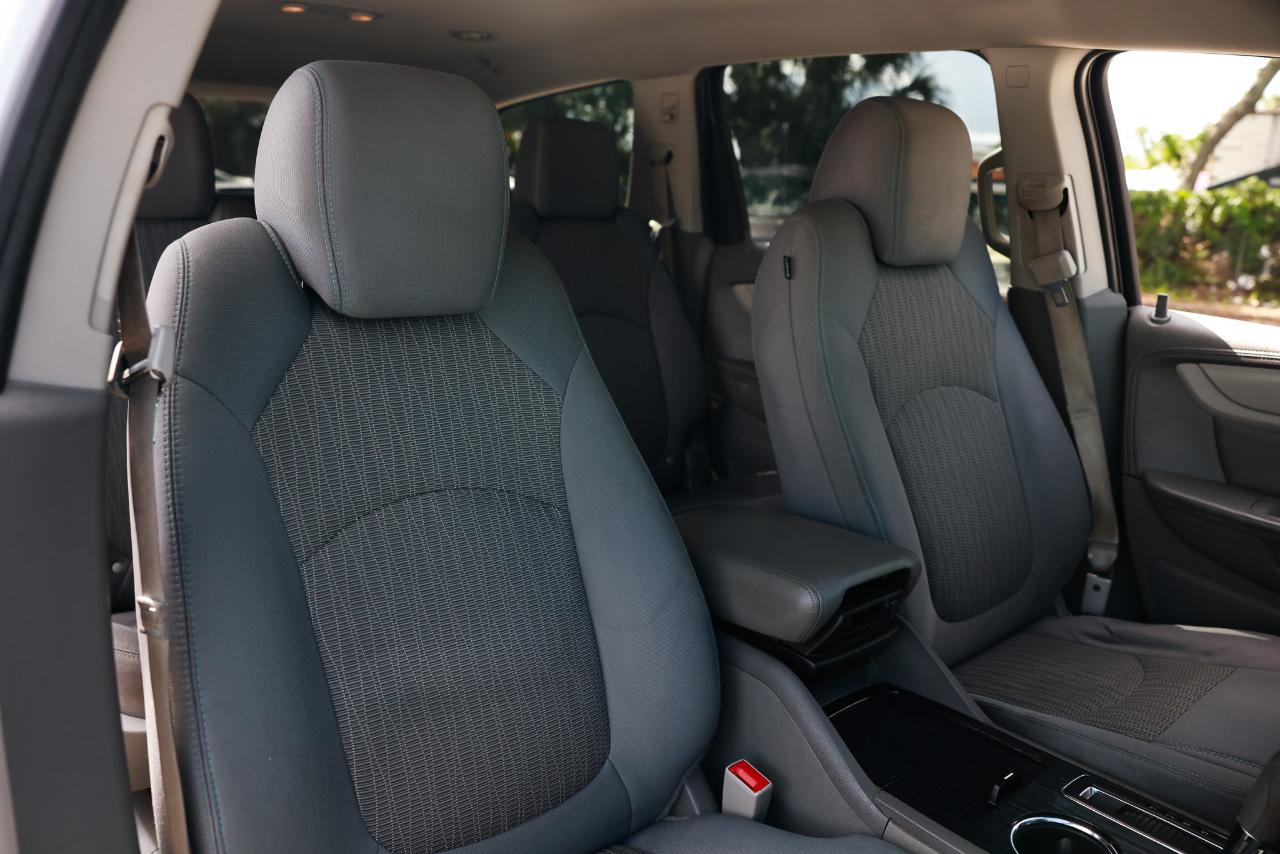 Chevrolet Traverse photo 16