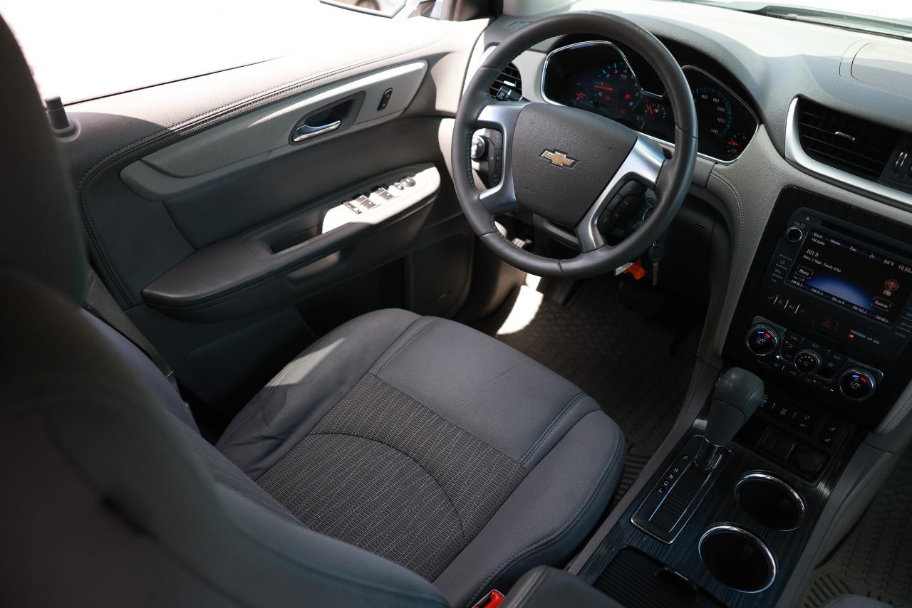 Chevrolet Traverse photo 21